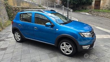 Dacia Sandero Stepway 1.5 diesel 90CV