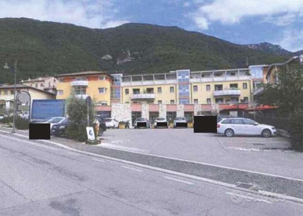 Negozio a Borso del Grappa (TV)