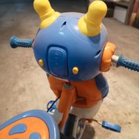 triciclo per passaggiare 