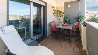 Luminoso trilocale arredato zona Bonaria