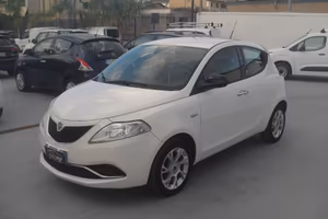 Lancia Ypsilon 1.2 69 CV 5 porte Gold - 2016