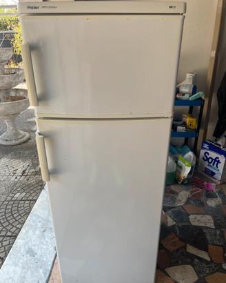 FRIGORIFERO CON CONGELATORE