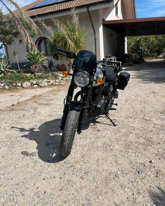 Royal Enfield HNTR 350 - 2023