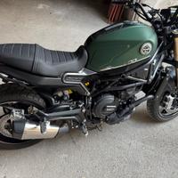 Benelli Leoncino 800