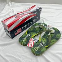 Stock infraditi e ciabatte