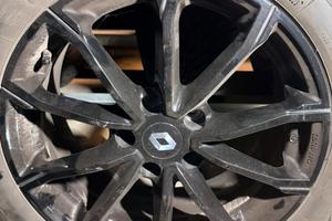 Cerchi + gomme Renault