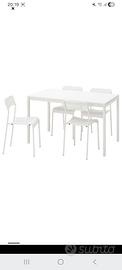 TAVOLO E SEDIE IKEA