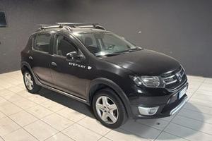 DACIA SANDERO DEL 2016 EURO 6B CAMBIO AUTOMATICO