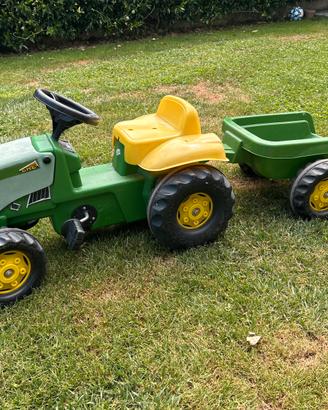 Trattore a pedali John Deere con rimorchio