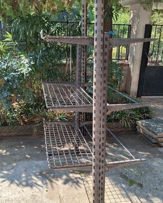 Scaffale in ferro robusto 1,41 x 1,50- 1,95