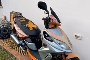 Kymco Super 8 50cc – DA SISTEMARE / FERMO DA ANNI