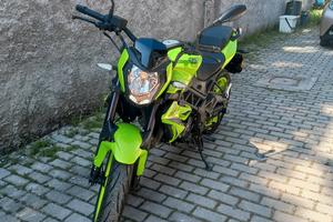 Benelli BN 125 + Accessori NON montati