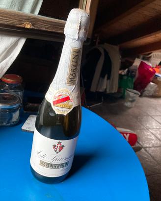 Asti spumante martini vintage