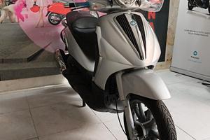 Piaggio Beverly 250 i.e. TOURER