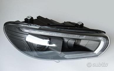 Fari Xenon anteriori LED VW Scirocco 08-14