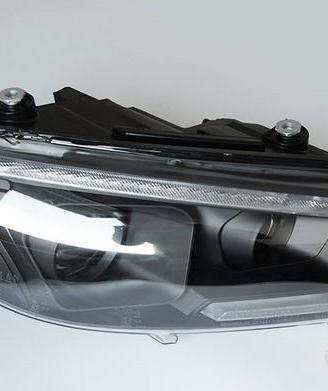 Fari Xenon anteriori LED VW Scirocco 08-14