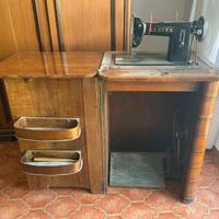 Macchina da cucire a pedale