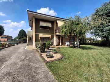 4 LOCALI A ROVERCHIARA