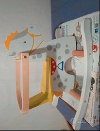 cavallo a dondolo in legno marca Roba