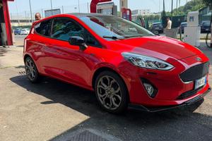 Ford fiesta mk8 benzina