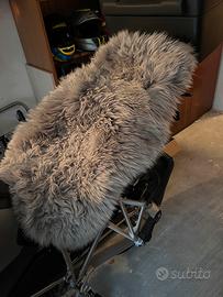 Coprisella bmw in vello di pecora