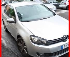 VOLKSWAGEN Golf 6 -1,6 TDI HIGHLINE-UNICO PROPRIET