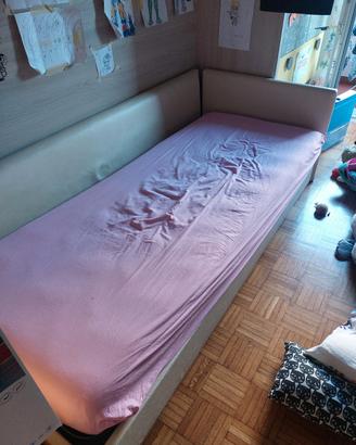 letto singolo in ecopelle bianco