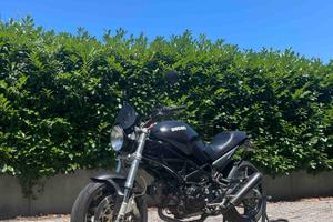 DUCATI MONSTER DARK I.E 620