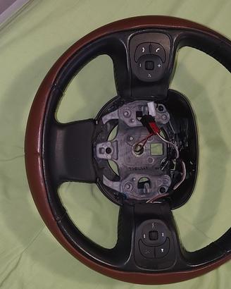 Volante FIAT 500 L pelle comandi autoradio (2012)