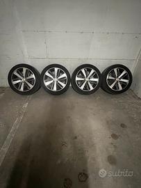 Cerchi in lega 18” Peugeot