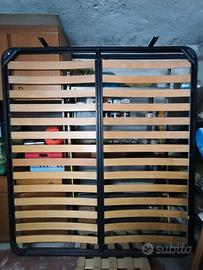 Rete matrimoniale con doghe in legno