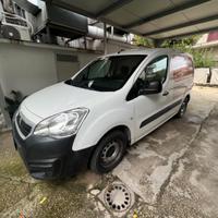 Peugeot partner frigo euro6 2019 km 35.000