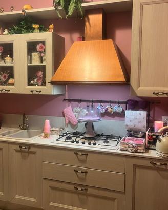 cucina Veneta con cappa Franke