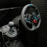 Volante Logitech G29 + pedaliera+ Cambio manuale