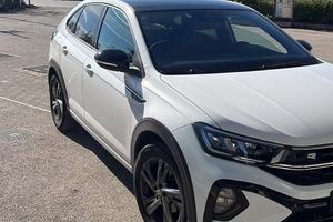 Volkswagen Taigo R-Line come nuova
