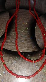 collana filo rossa lunga perline vetro