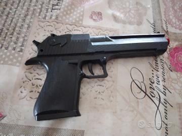 pistola giocattolo