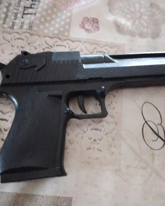 pistola giocattolo