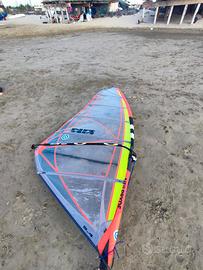 Windsurf completo DROPS con 3 pinne, vela NeilPryd