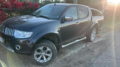 Mitsubisci L200 triton