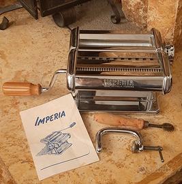 Macchina per la pasta Imperia