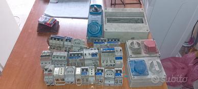 materiale elettrico 