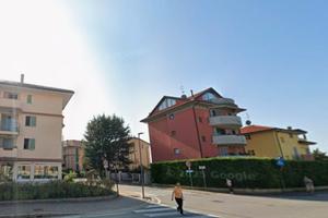 Stanza doppia con posto auto Arcore