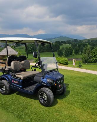 GOLF CAR