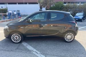Lancia Ypsilon 1.2 69 CV 5 porte Gold