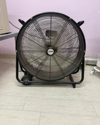 Ventilatore per palestre officine