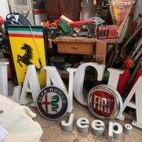 insegna luminosa lancia