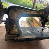 Macchina da cucire Antica Singer