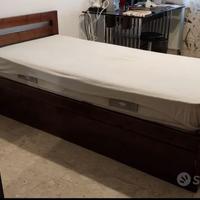 Divano Letto noce massello con letto estraibile