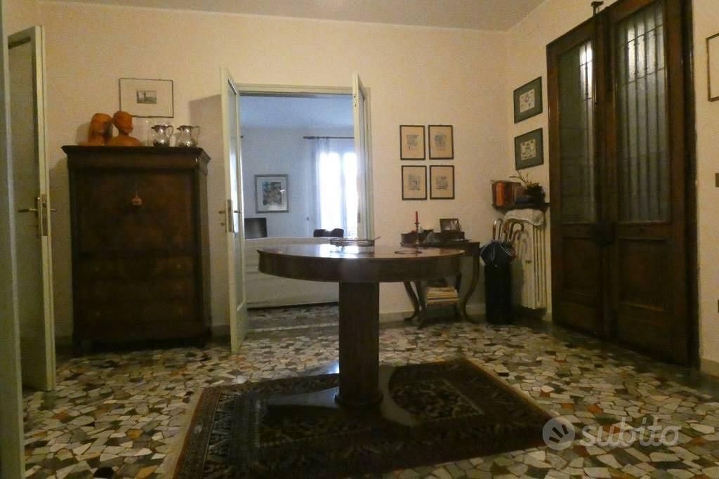 Appartamento di 250 m² con 5 locali e box auto a P - Vista 3